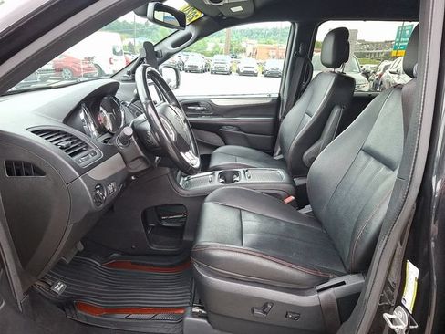 Used 2020 Dodge Grand Caravan GT FWD image 14