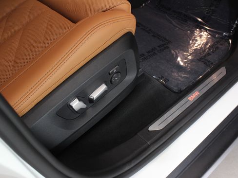 Used 2024 BMW X5 sDrive40i image 51