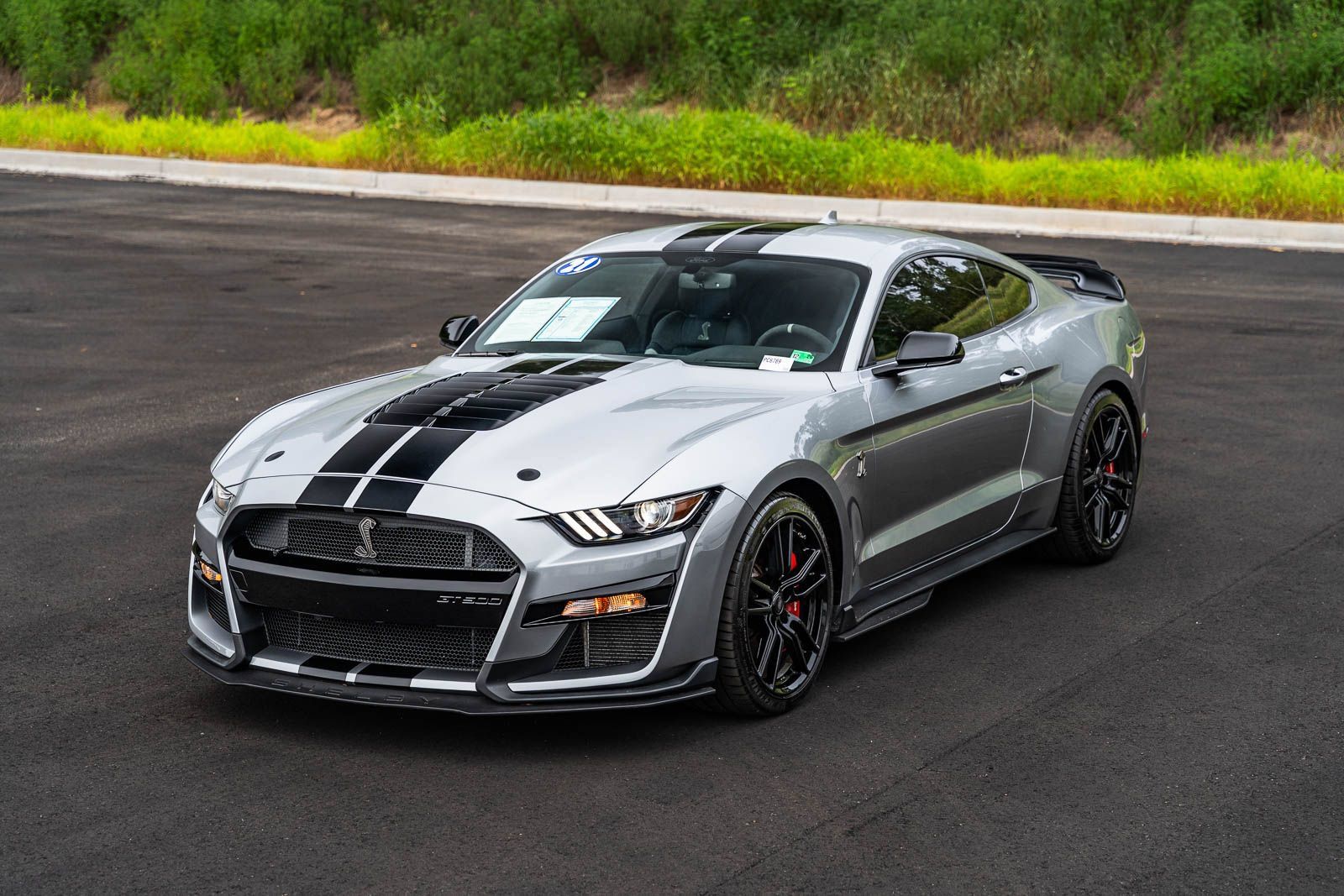 Used 2021 Ford Mustang Shelby GT500 RWD image 4
