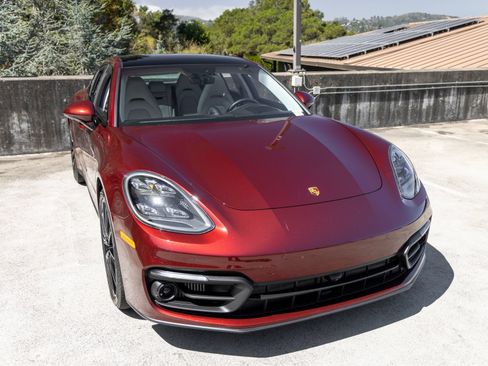 Certified 2023 Porsche Panamera Platinum Edition RWD image 15