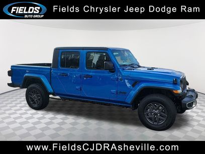 New 2025 Jeep Gladiator Sport