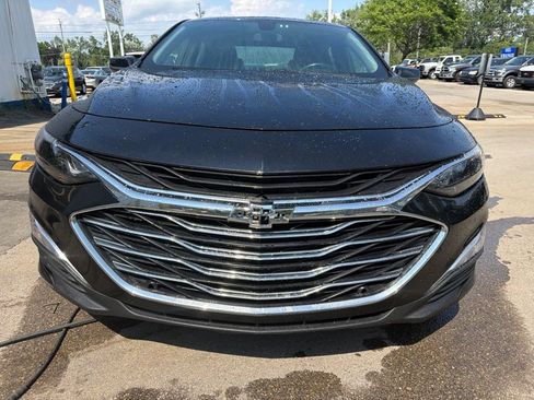 Used 2022 Chevrolet Malibu RS FWD image 2