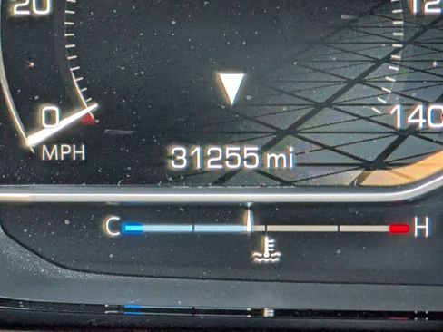 Used 2023 GMC Yukon XL Denali image 28