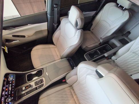 Used 2026 INFINITI QX60 Autograph w/ Dark Cargo Package AWD/4WD image 12