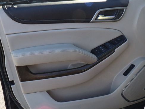 Used 2019 GMC Yukon XL Denali w/ Open Road Package image 14