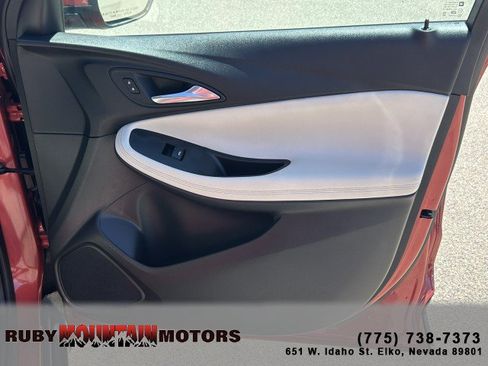 Used 2024 Buick Encore GX Sport Touring AWD/4WD image 25