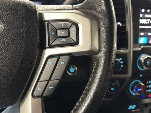 Used 2017 Ford F150 Lariat w/ Trailer Tow Package image 13