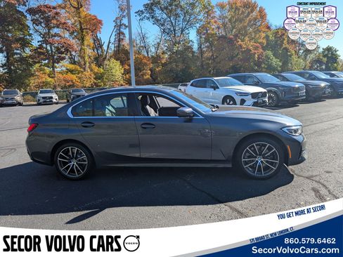 Used 2021 BMW 330i xDrive 330i xDrive w/ Driving Assistance Package image 3