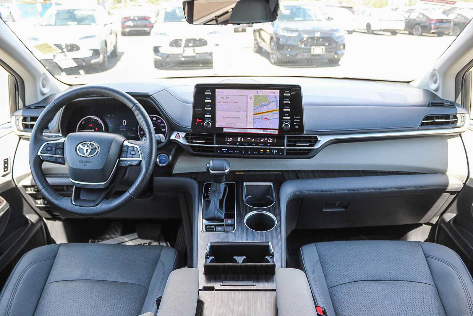 Used 2024 Toyota Sienna Limited AWD/4WD image 12