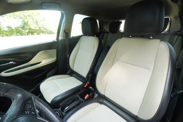 Used 2017 Buick Encore Sport Touring FWD image 21