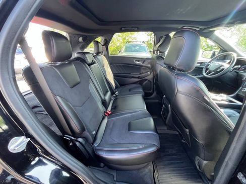 Used 2024 Ford Edge ST w/ Equipment Group 401A AWD/4WD image 24