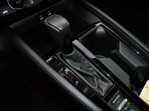 Used 2023 Honda Accord Sport image 24