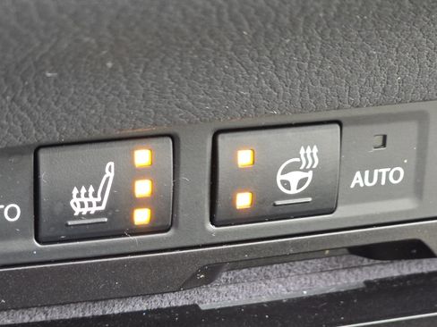 Used 2022 Lexus ES 350 w/ Premium Package image 20