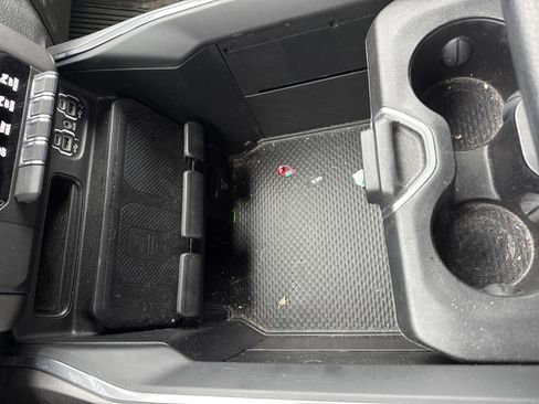 Used 2022 RAM 1500 Laramie image 24