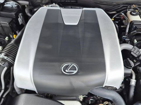 Used 2022 Lexus IS 350 F Sport RWD image 22