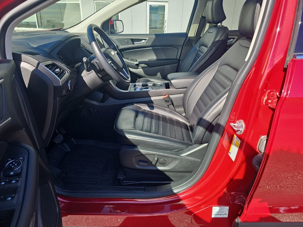 Used 2024 Ford Edge SEL w/ Convenience Package AWD/4WD image 14
