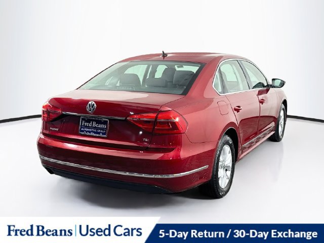 Used 2016 Volkswagen Passat 1.8T S FWD image 11
