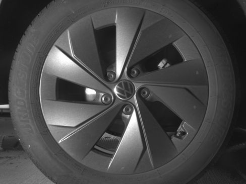 Used 2025 Volkswagen Taos S image 15