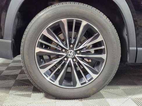 Certified 2024 Toyota Grand Highlander AWD Hybrid image 29