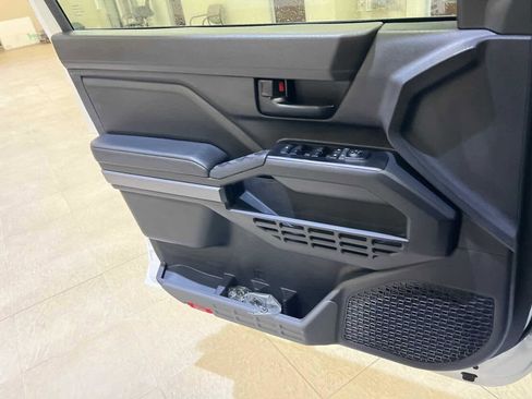 New 2026 Toyota Tacoma SR5 AWD/4WD image 17