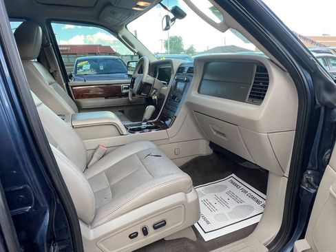 Used 2014 Lincoln Navigator L 4WD image 13