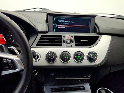 Used 2012 BMW Z4 sDrive35i RWD image 18