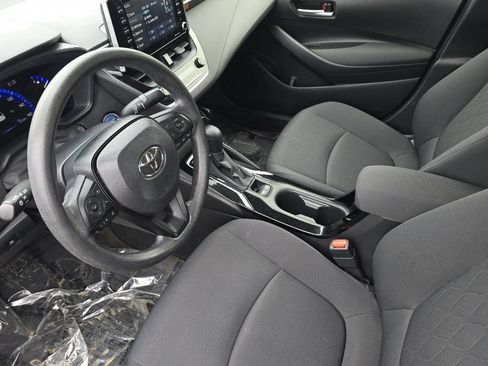 Used 2021 Toyota Corolla LE FWD image 7