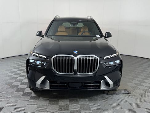 Used 2027 BMW X7 xDrive40i w/ Premium Package AWD/4WD image 6