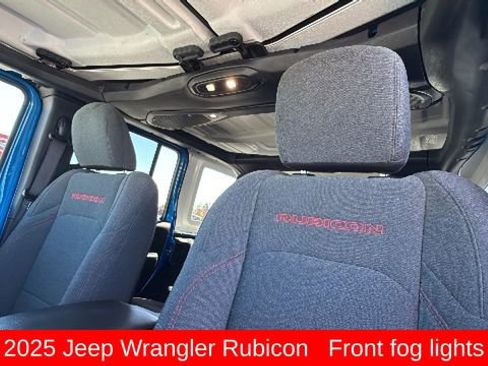 Used 2025 Jeep Wrangler Unlimited Rubicon AWD/4WD image 11