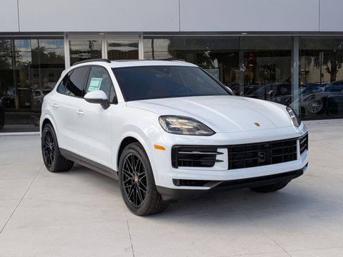 New 2026 Porsche Cayenne image 7