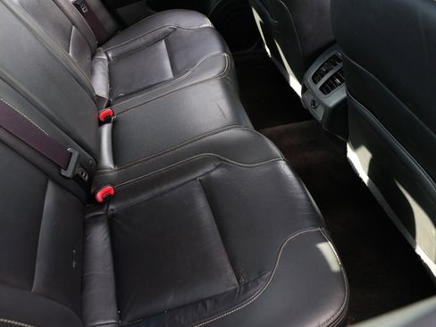 Used 2012 Ford Taurus SEL image 12