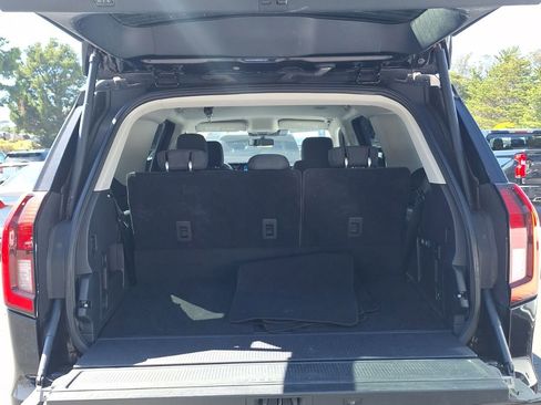 Used 2025 Ford Expedition Active AWD/4WD image 13