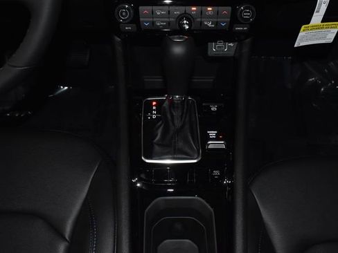 New 2026 Jeep Compass Limited image 17