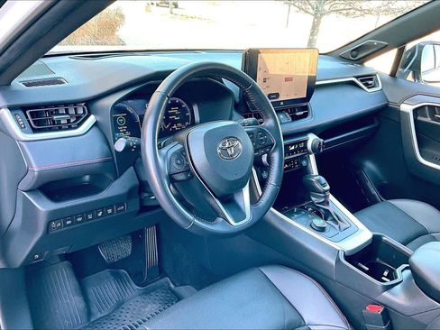 Used 2023 Toyota RAV4 XSE w/ Premium Package AWD/4WD image 18