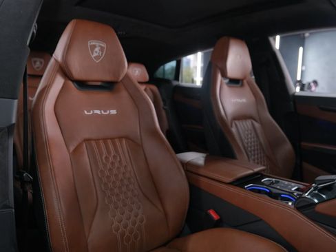 Used 2023 Lamborghini Urus S AWD/4WD image 18
