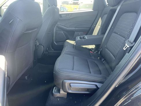 Certified 2025 Ford Escape Active FWD image 9