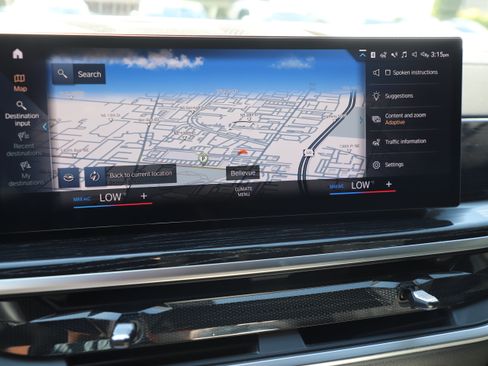 Used 2023 BMW X7 xDrive40i w/ M Sport Package AWD/4WD image 23