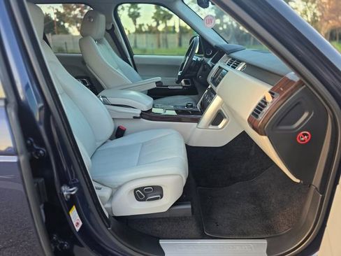 Used 2014 Land Rover Range Rover HSE image 30