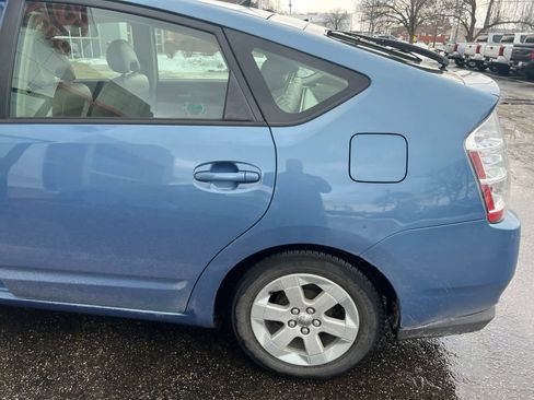 Used 2006 Toyota Prius image 2