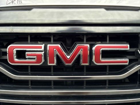 Used 2022 GMC Sierra 1500 AT4 image 31