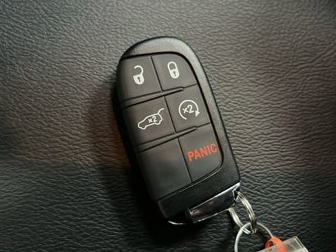 New 2026 Jeep Compass Latitude AWD/4WD image 38