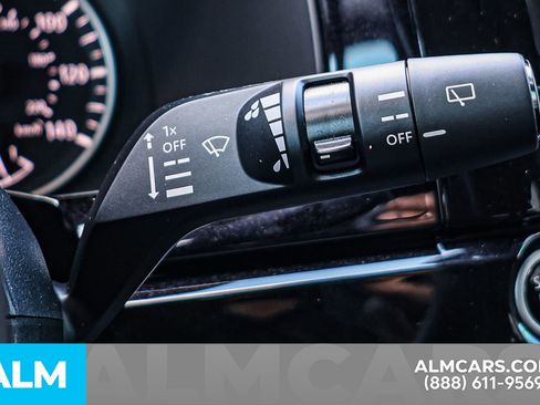 Used 2024 Nissan Pathfinder SV w/ SV Premium Package image 31