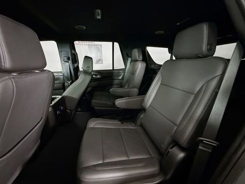 Used 2024 Chevrolet Tahoe Z71 w/ Z71 Off-Road Package AWD/4WD image 26