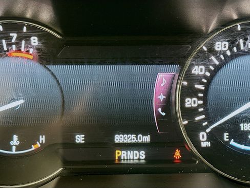 Used 2016 Lincoln MKX Reserve w/ Luxury Package image 18