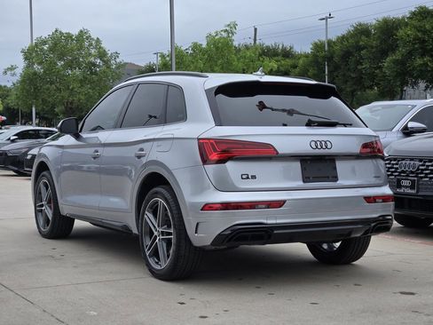 Certified 2025 Audi Q5 e Premium Plus AWD/4WD image 11