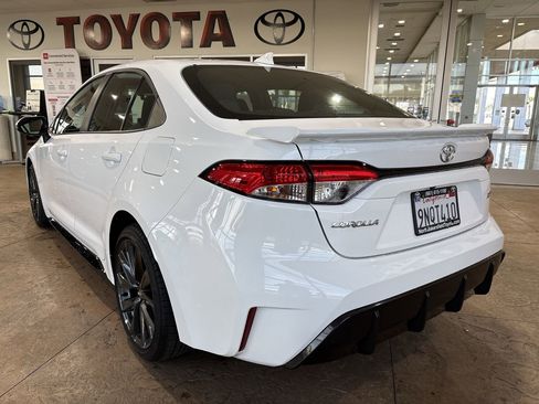 Certified 2025 Toyota Corolla SE image 8