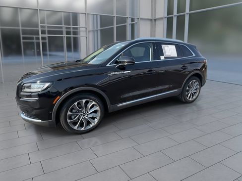 Used 2021 Lincoln Nautilus Reserve w/ Equipment Group 201A AWD/4WD image 4