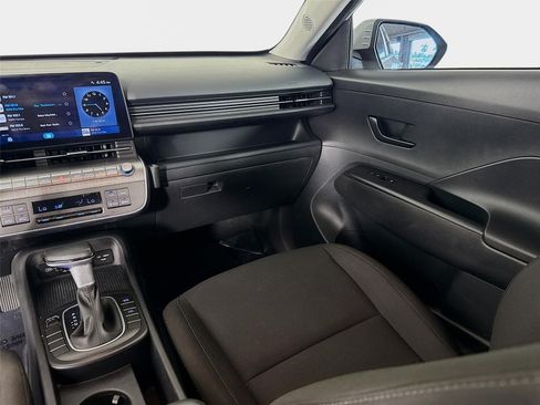 Used 2024 Hyundai Kona SEL FWD image 23
