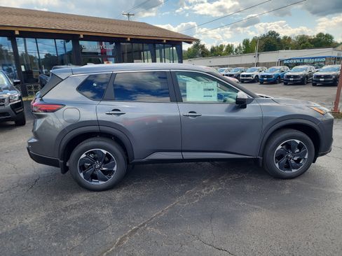 New 2026 Nissan Rogue SV w/ SV Premium Package image 9