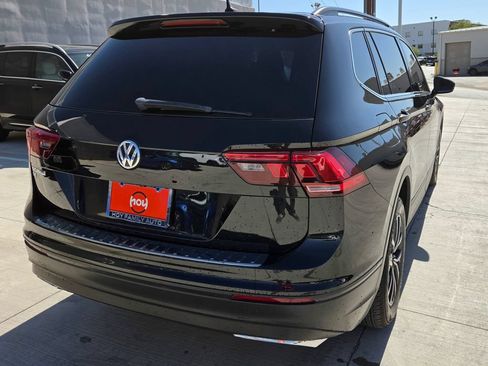 Used 2019 Volkswagen Tiguan SE FWD image 9